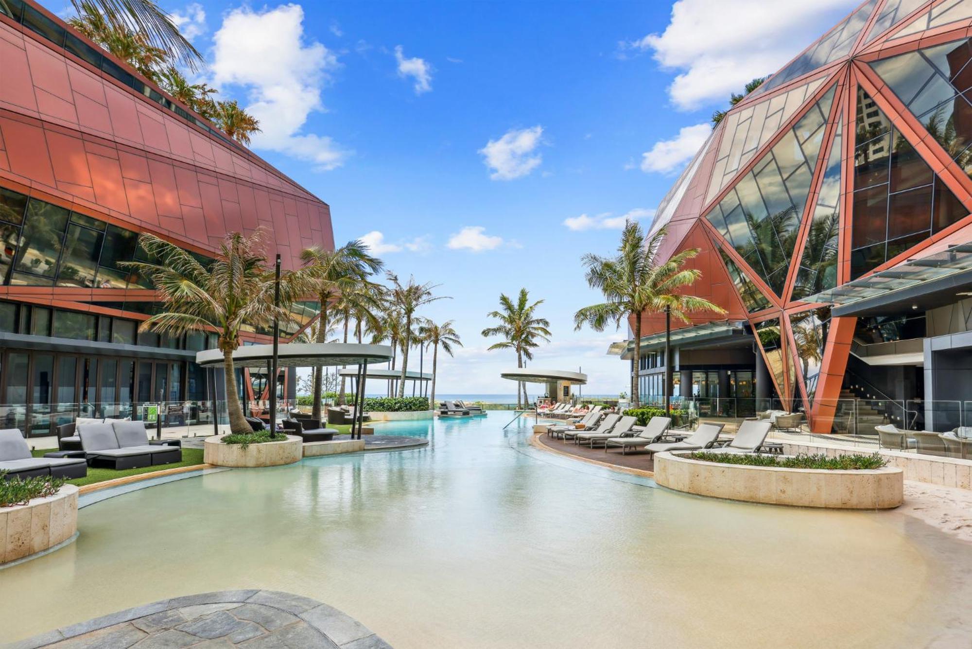 Beachside Water View 2-bed With Gym Pool & Sauna Apartment Gold Coast