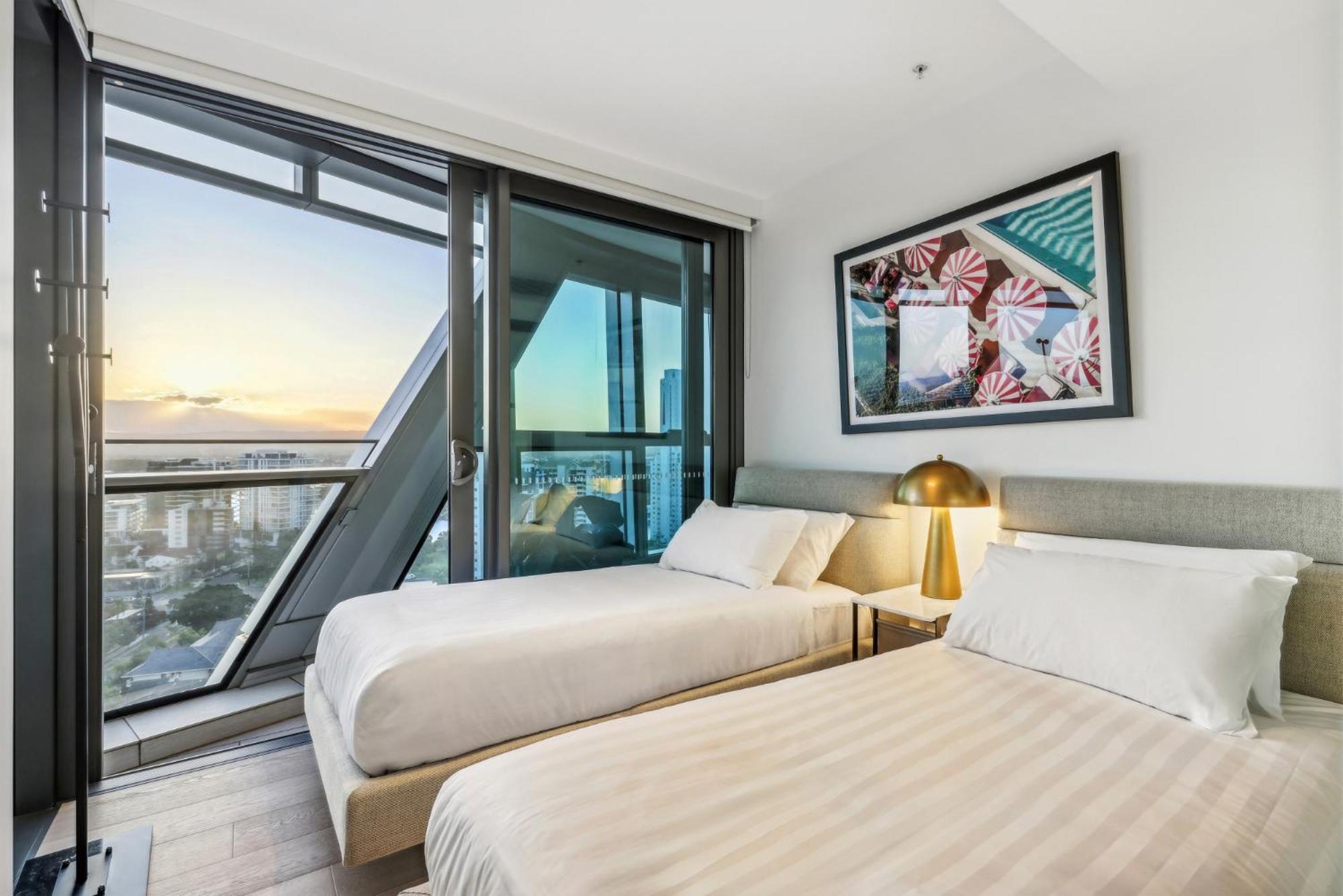 Apartment Beachside Water View 2-bed With Gym Pool & Sauna Gold Coast